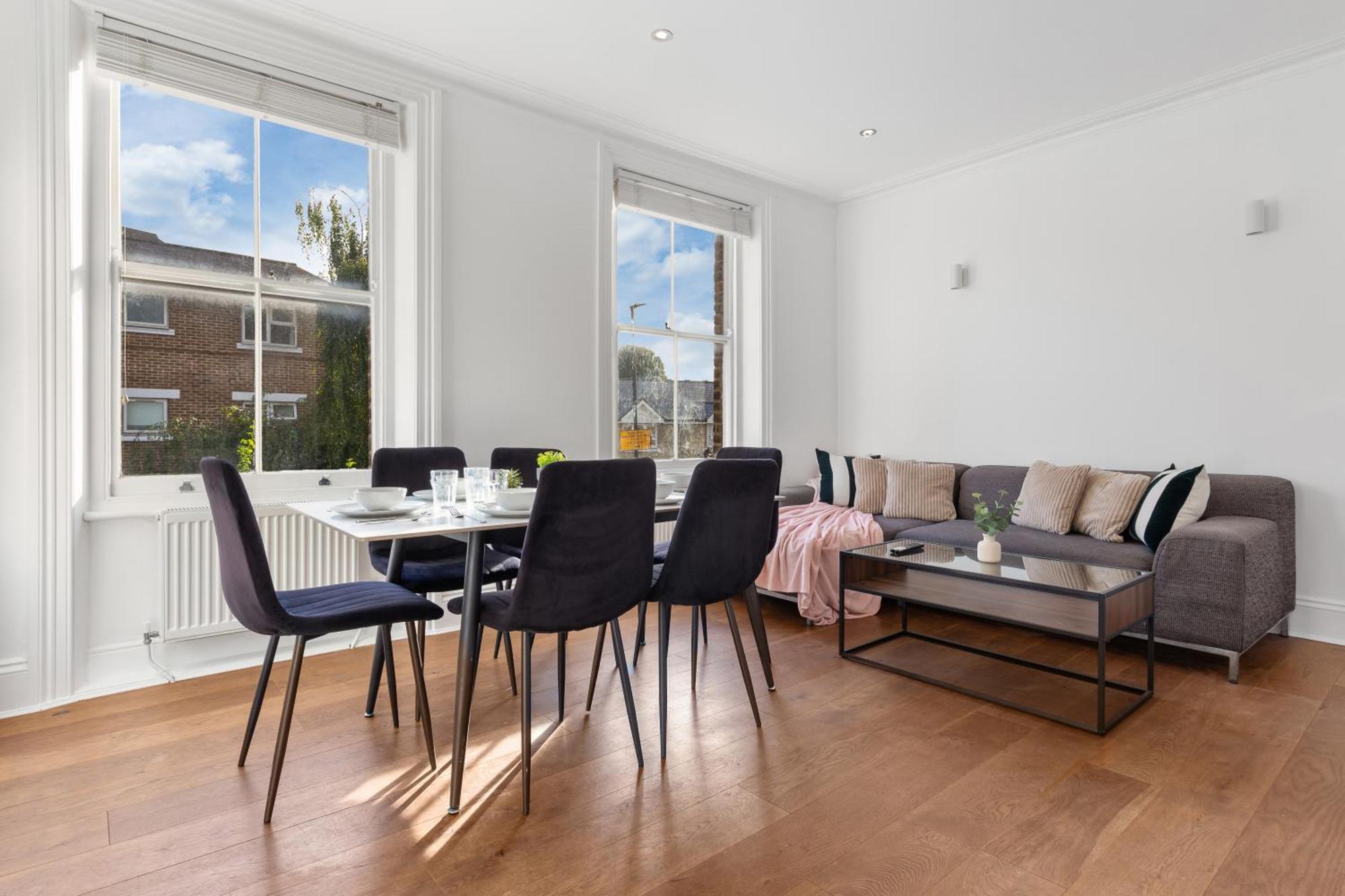 Luxury 4 Bedroom Flat With Stunning Shard View From Terrace In Central London! Next To Station, Sleeps 9 Exterior foto