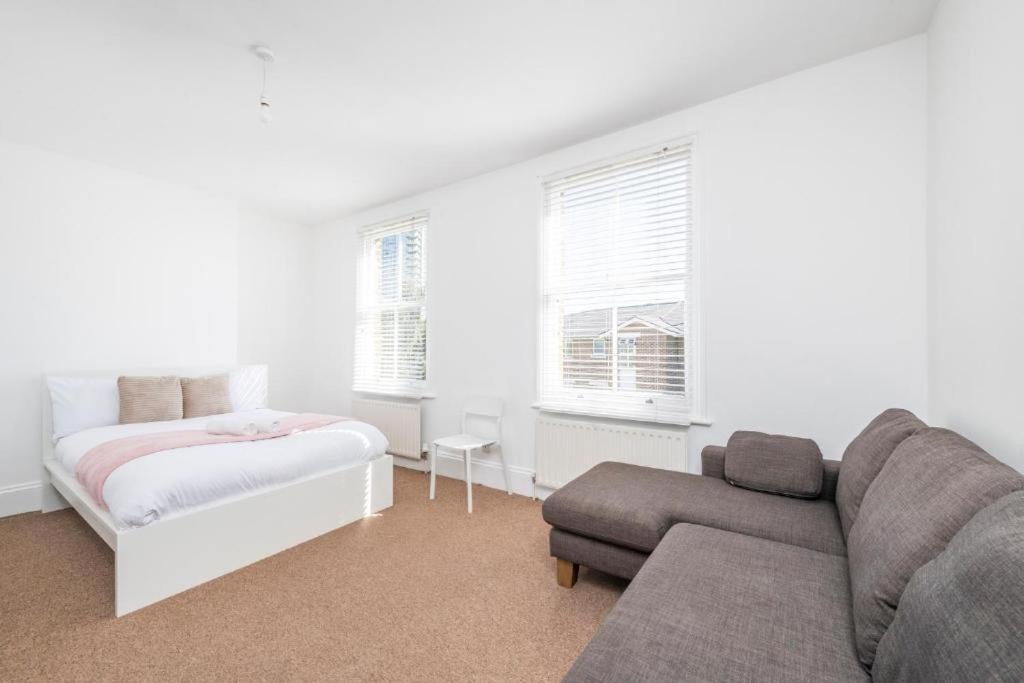 Luxury 4 Bedroom Flat With Stunning Shard View From Terrace In Central London! Next To Station, Sleeps 9 Zimmer foto