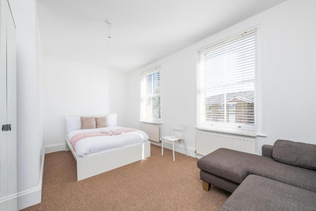 Luxury 4 Bedroom Flat With Stunning Shard View From Terrace In Central London! Next To Station, Sleeps 9 Zimmer foto